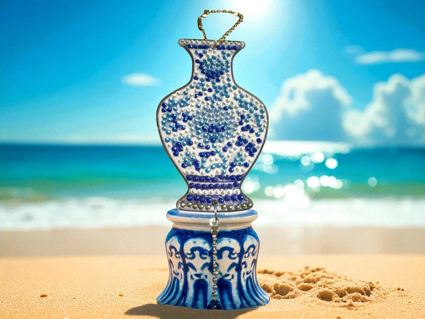 Round Blue Antique Style Pot Sun/Wind Catcher