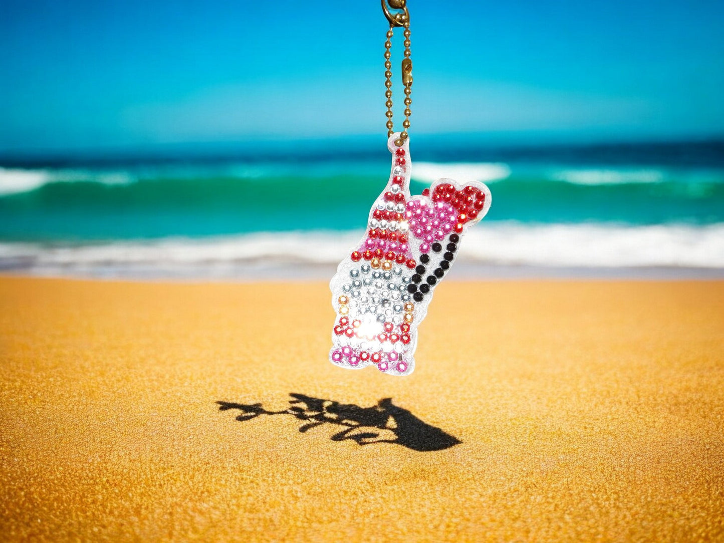 Gnome w/Heart Balloons Keychain