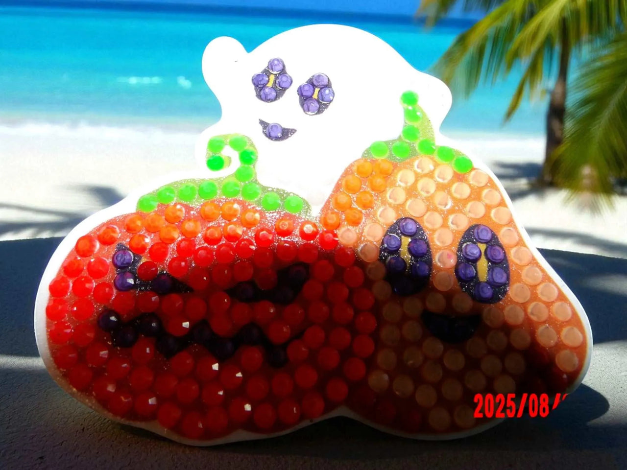 Glow In The Dark Halloween family magnet with pumpkins and ghost design