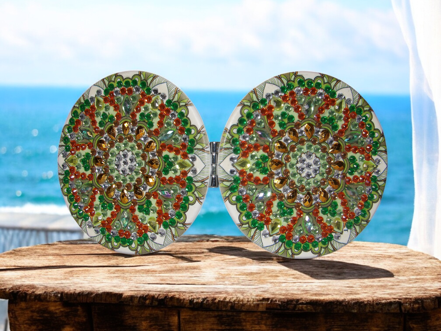 Green Round Pocket Mirror